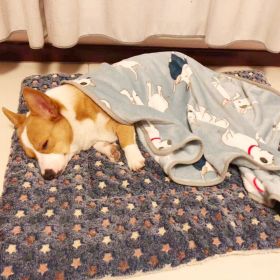 Dog house warm mattress cushion (Colour: Blue stars, Size: No.6 79*60cm)